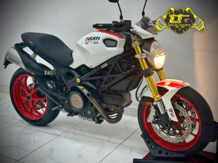 DUCATI MONSTER 796 ABS DATE 2015