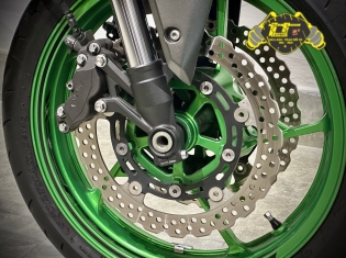 KAWASAKI Z900 ABS 2023