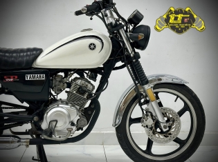 YAMAHA YB125SP 2019 - TRẮNG ĐEN