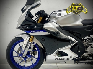 YAMAHA R15M ABS DATE 2022