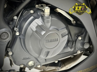 YAMAHA R3 DATE 2015