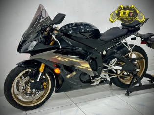 YAMAHA R6 2010 