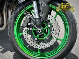 KAWASAKI Z900 ABS 2023