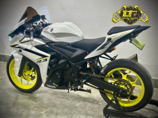 YAMAHA R3 2016