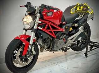 DUCATI MONSTER 795 DATE 2012