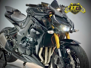 KAWASAKI Z1000ABS DATE 2015