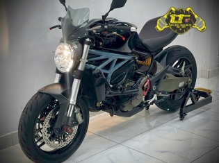 DUCATI MONSTER 821 ABS DATE 2015 ODO 9000KM