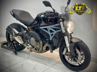 DUCATI MONSTER 821 ABS DATE 2015 ODO 9000KM