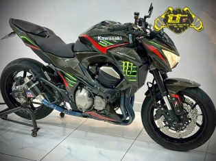 KAWASAKI Z800 DATE 2015