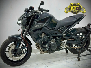 YAMAHA MT09 DATE 2017