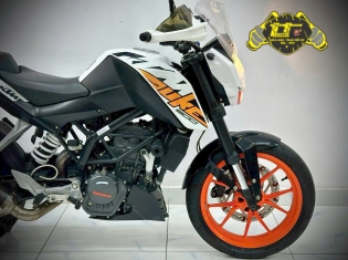 KTM DUKE 200 DATE 2020