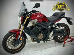 HONDA CB650R DATE 2020