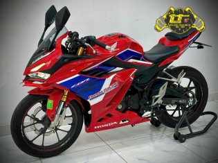 HONDA CBR150R DATE 2024