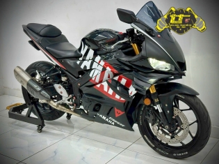YAMAHA YZF-R3 DATE 2020